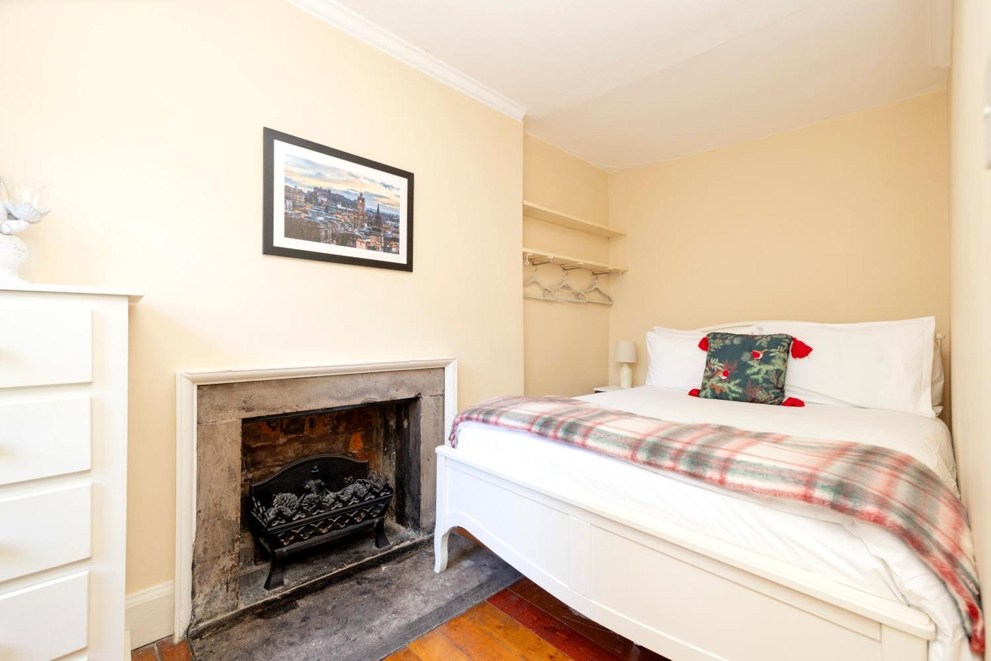 Joivy Beautiful Apartment, Private Garden, Calton Hill إدنبرة المظهر الخارجي الصورة