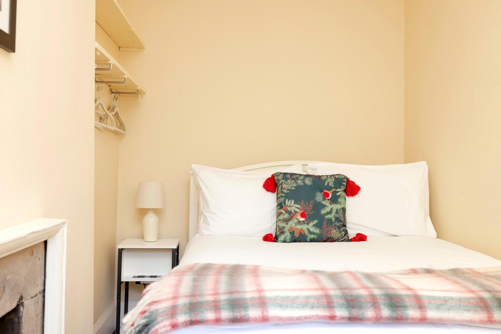Joivy Beautiful Apartment, Private Garden, Calton Hill إدنبرة المظهر الخارجي الصورة