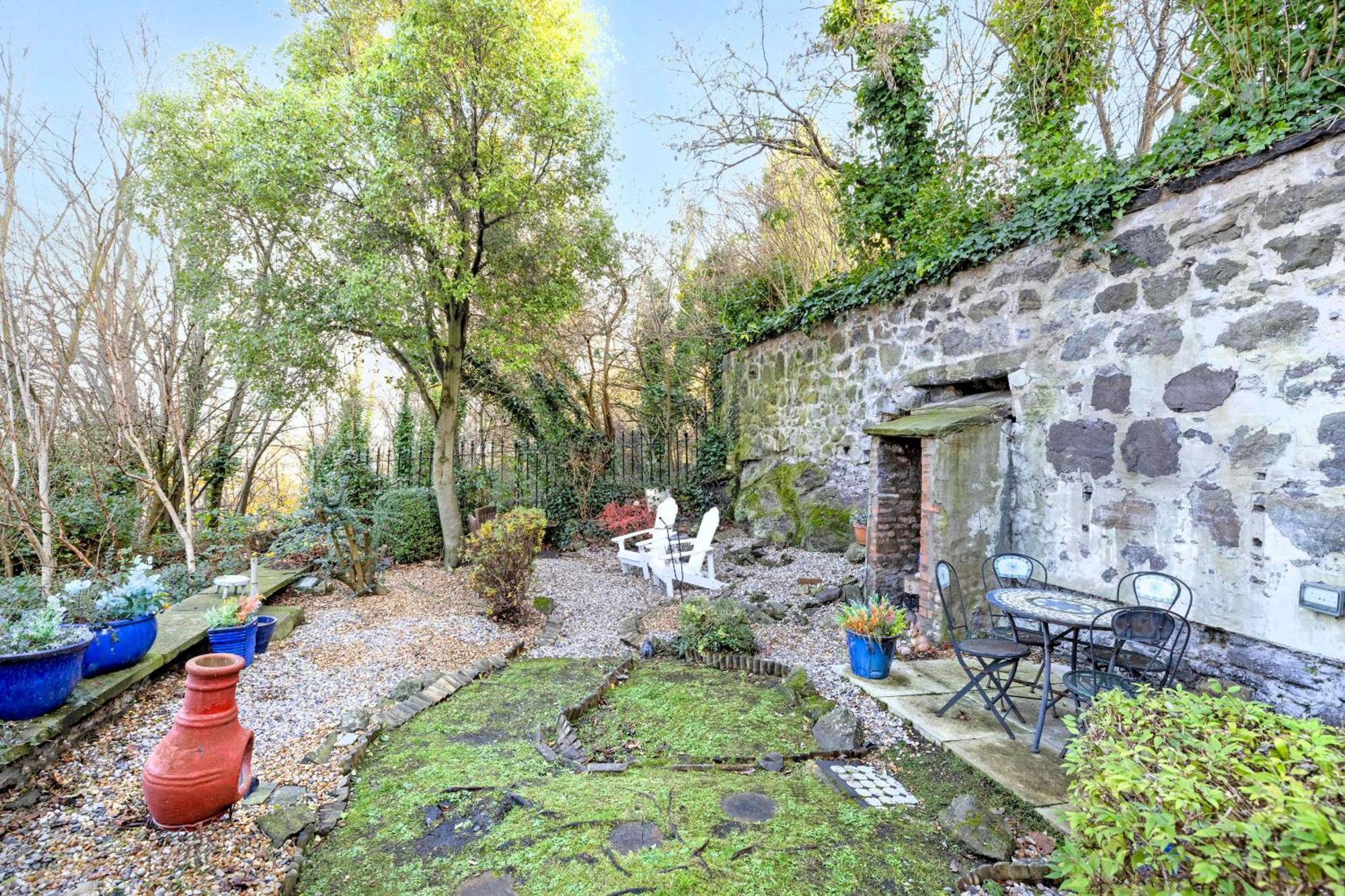 Joivy Beautiful Apartment, Private Garden, Calton Hill إدنبرة المظهر الخارجي الصورة
