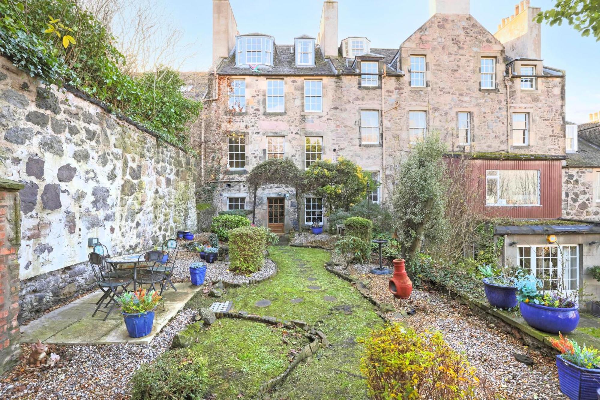 Joivy Beautiful Apartment, Private Garden, Calton Hill إدنبرة المظهر الخارجي الصورة