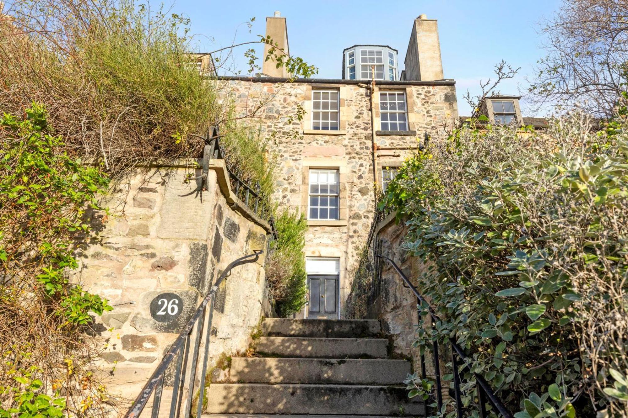 Joivy Beautiful Apartment, Private Garden, Calton Hill إدنبرة المظهر الخارجي الصورة