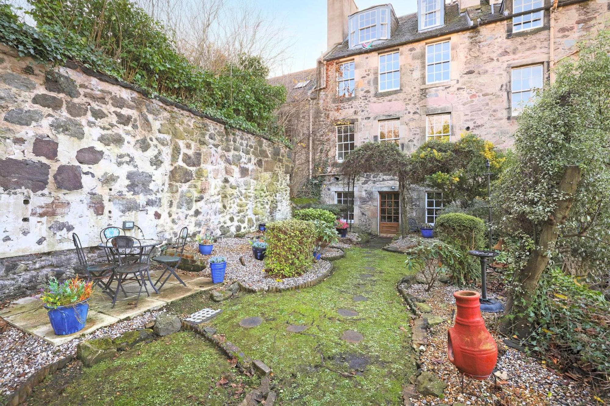 Joivy Beautiful Apartment, Private Garden, Calton Hill إدنبرة المظهر الخارجي الصورة
